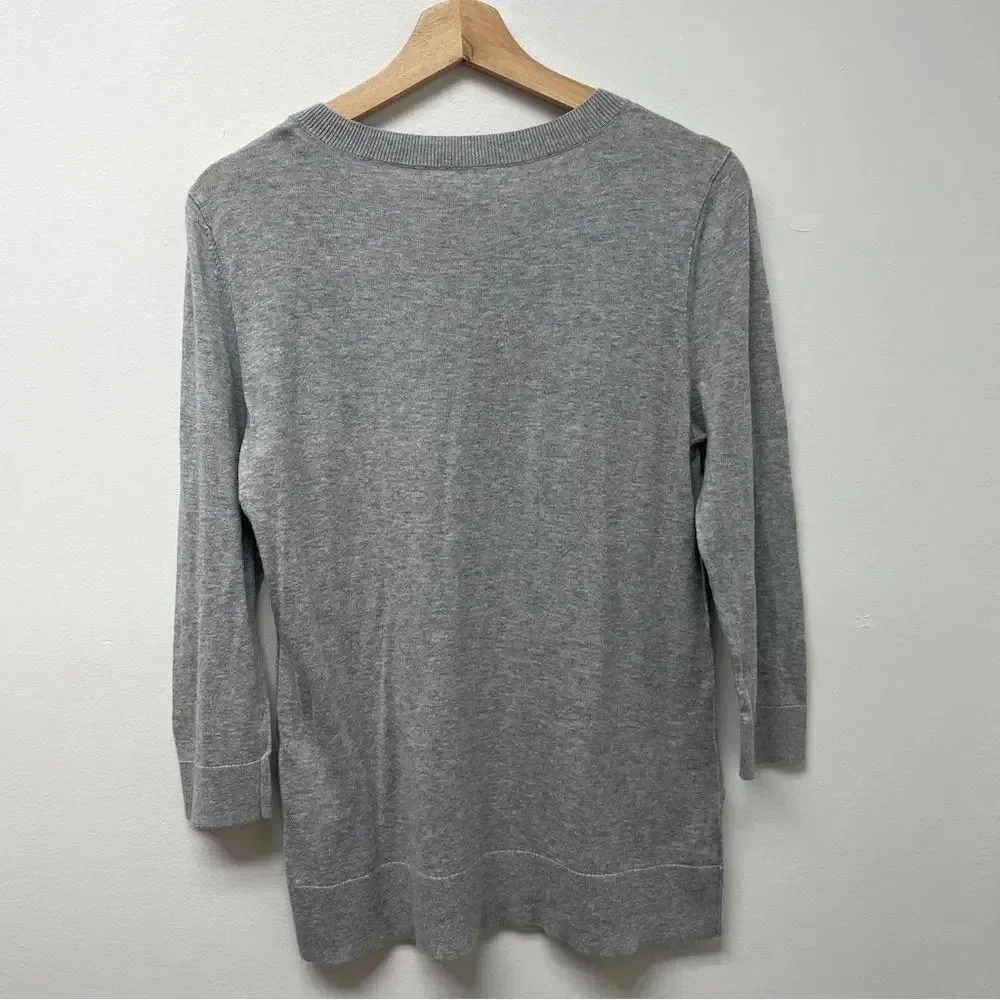 Halogen gray women’s pullover crewneck sweater 3/4 sleeves. Size large grey